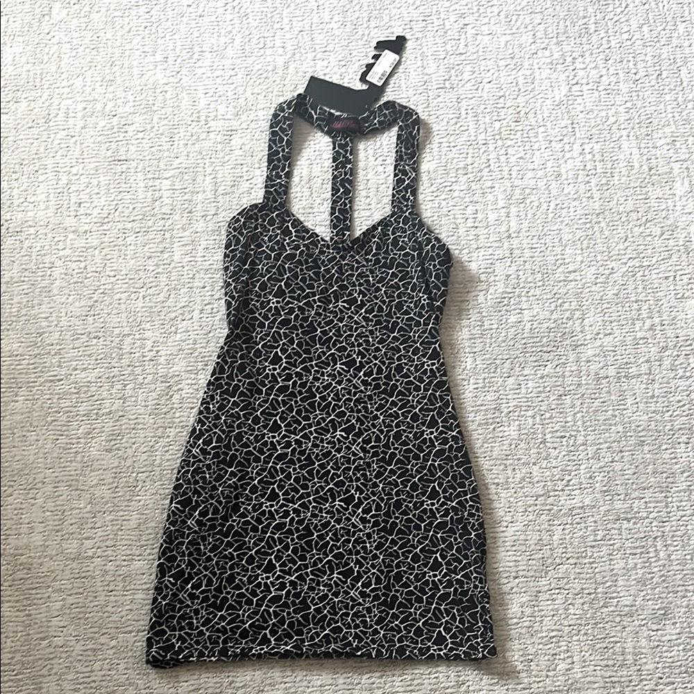 Back and white body con dress.